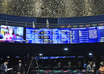 Painel de votação do Senado: a sua escolha nas eleições impacta nos resultados do plenário. Foto: Waldemir Barreto/Agência Senado