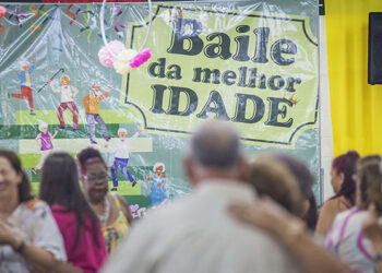 Baile da Melhor Idade no Centro de Tradição Gaúcha Vinte de Setembro no Pinheirinho. Curitiba, 19/10/2022. Foto: Ricardo Marajó/SMCS