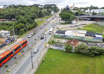 A linha 250 Ligeirão Norte-Sul foi aprovada pelos usuários. Curitiba, 18/01/2023. Foto: Ricardo Marajó/SMCS