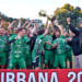 A equipe do Operário Xaxim levou o título da Série C da Suburbana e subiu para a Série B para o ano que vem. Foto: Federação Paranaense de Futebol