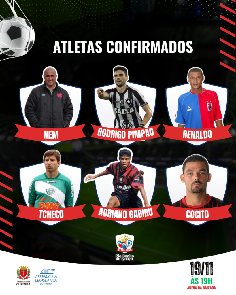 Jogadores históricos do futebol paranaense reunidos em campo para o jogo beneficente Bola pra Frente na Arena da Baixada.