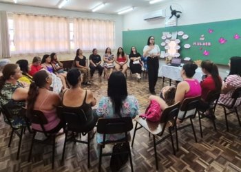 Evento do Grupo Geração Solidária no Tatuquara com foco em autoestima e inteligência emocional