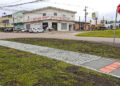 Calçada implantada no cruzamento das ruas Emanoel Ernesto Bertoldi e Lydia Girardi Bertoldi, no bairro Campo de Santana.